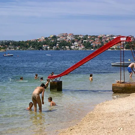Stupin Celine 2096b * Rogoznica (Sibenik-Knin)